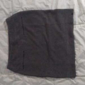 Merrell gray mini skirt w pockets